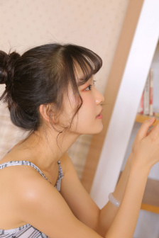 办公室激战漂亮女视频